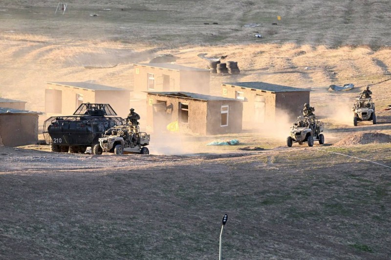 President Mirziyoyev watches military exercises at Special Operations Forces new training ground 4