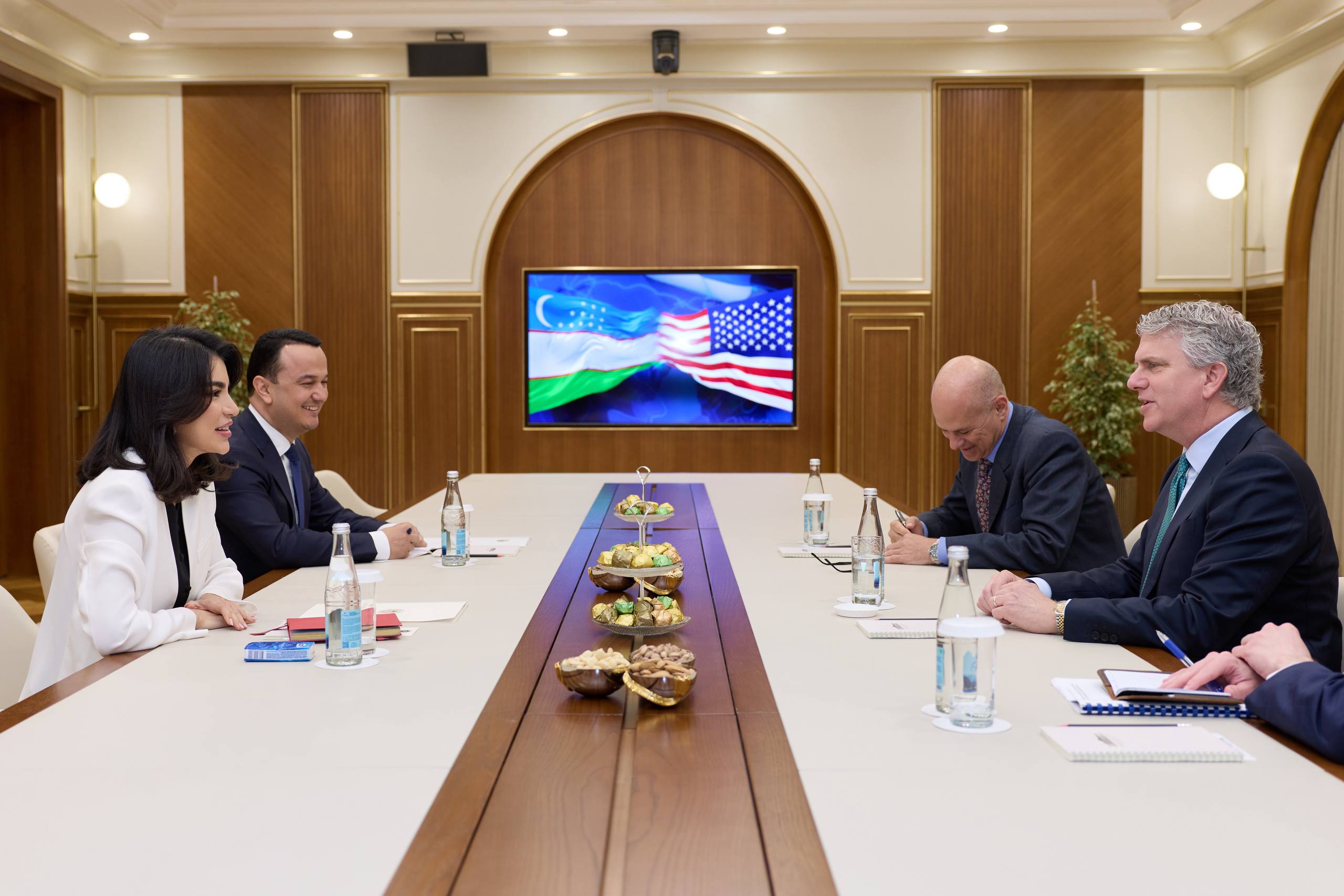 Saida Mirziyoyeva meets with with U.S. Deputy Assistant Secretary of Commerce 2